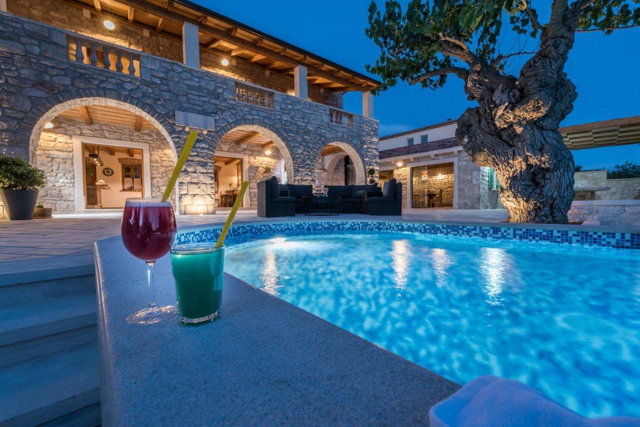 Villa Dumina Sukošan Esterno foto