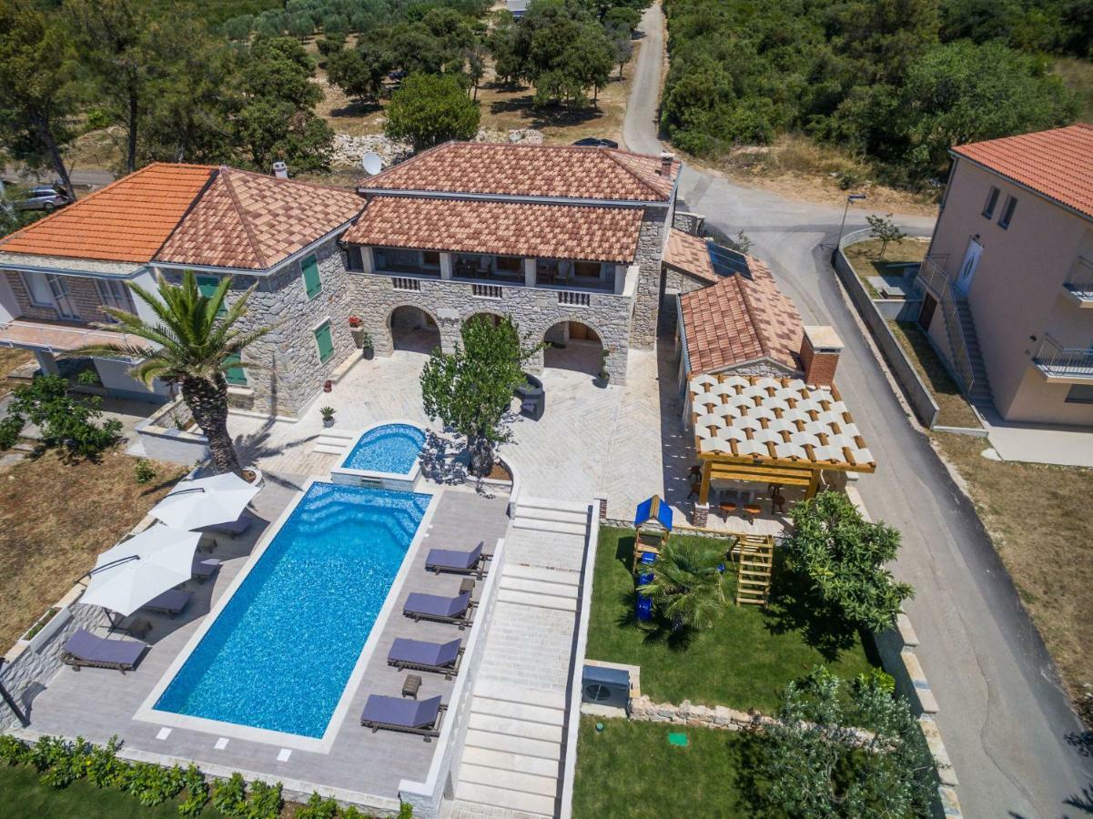 Villa Dumina Sukošan Esterno foto